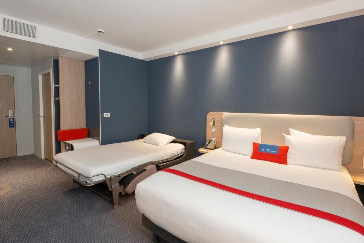Holiday Inn Express Paris - Velizy By Ihg Kültér fotó