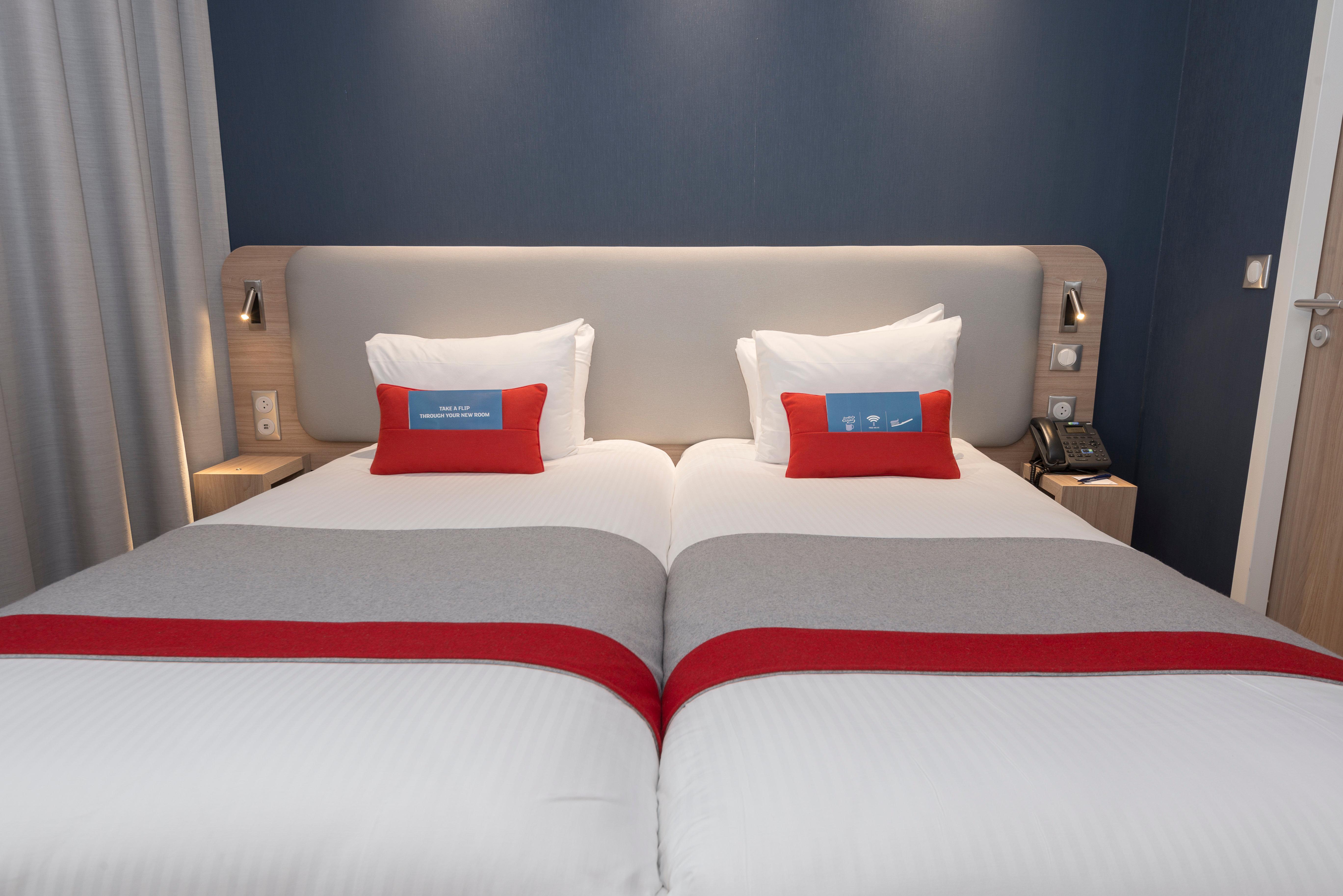 Holiday Inn Express Paris - Velizy By Ihg Kültér fotó