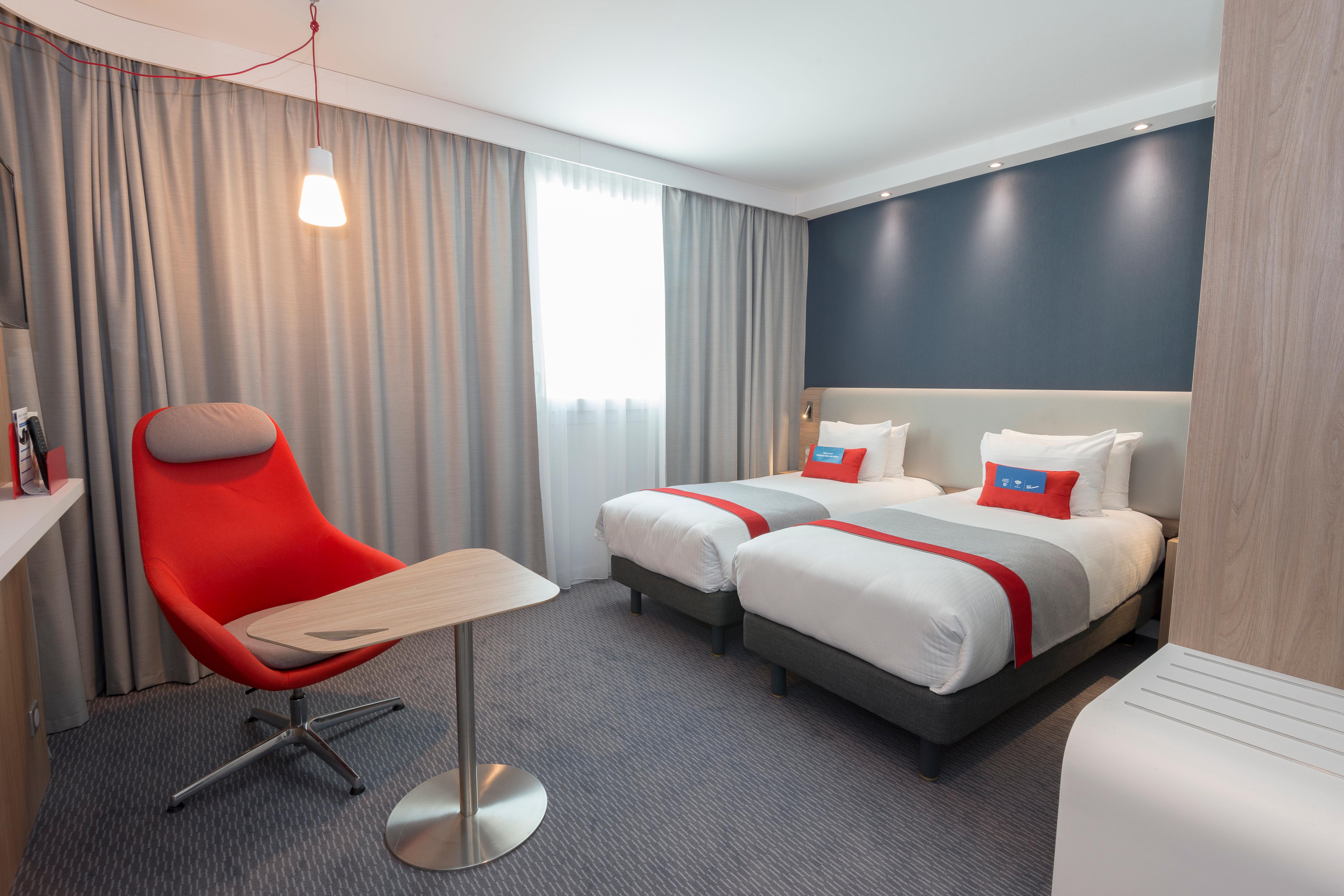 Holiday Inn Express Paris - Velizy By Ihg Kültér fotó