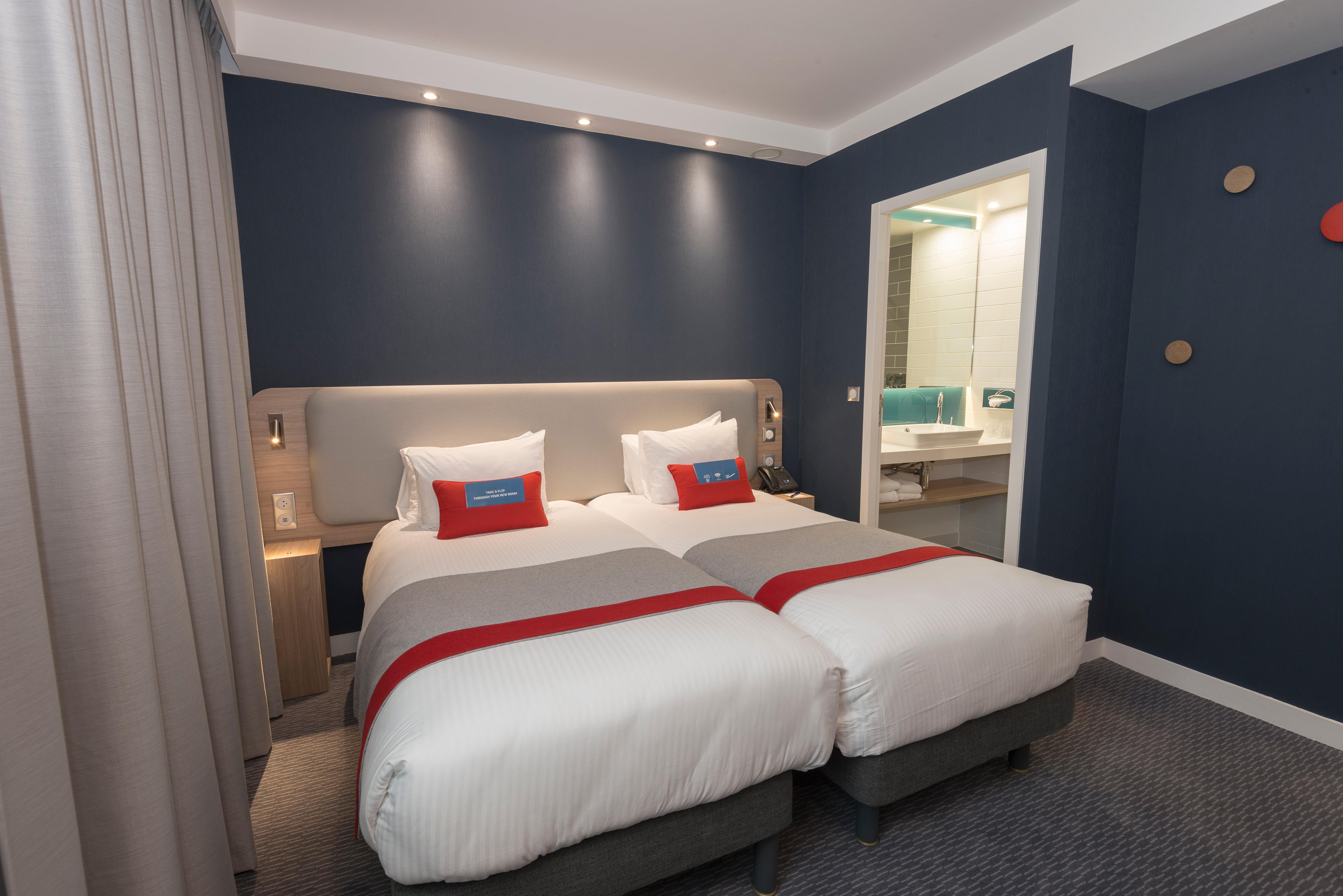 Holiday Inn Express Paris - Velizy By Ihg Kültér fotó