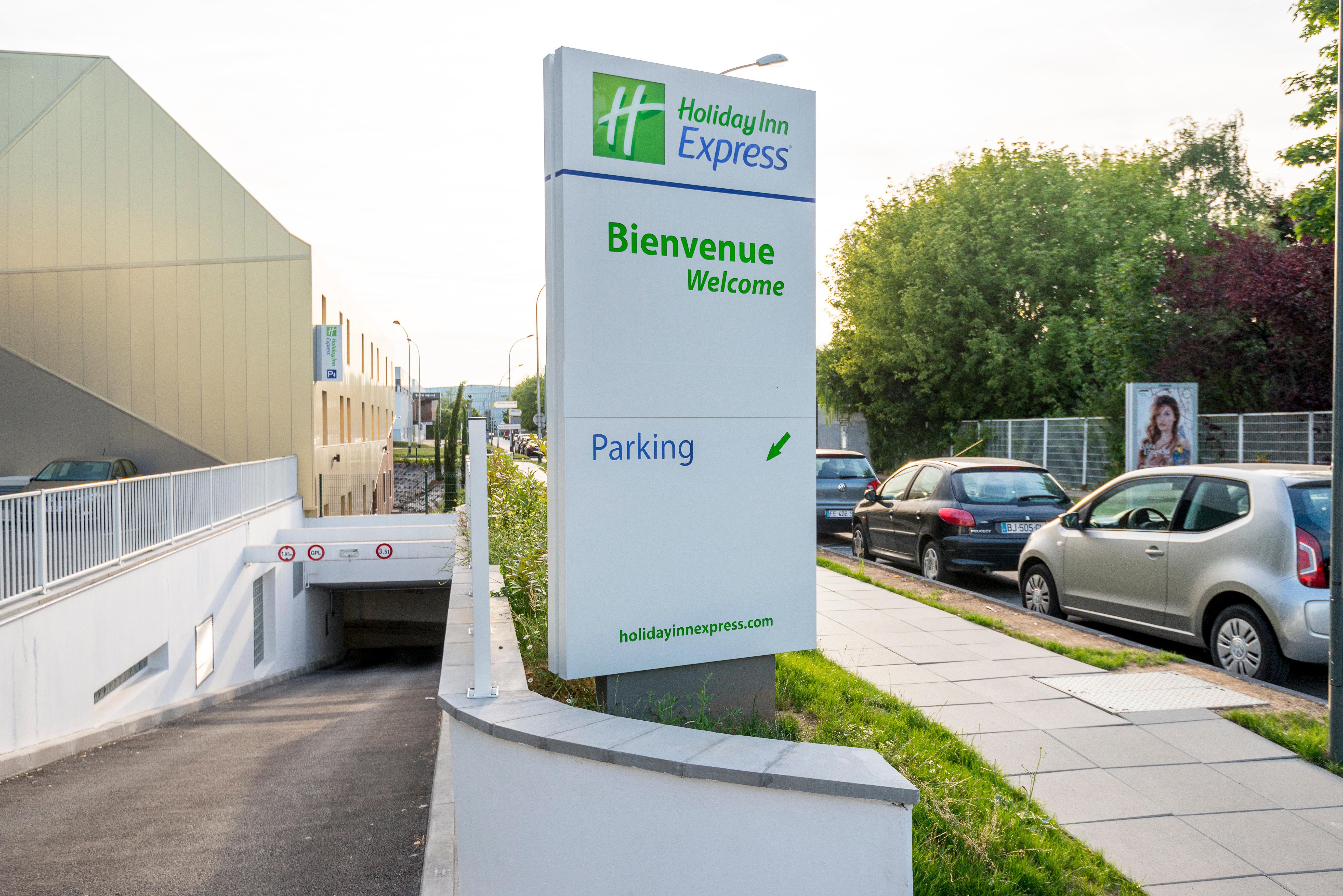 Holiday Inn Express Paris - Velizy By Ihg Kültér fotó