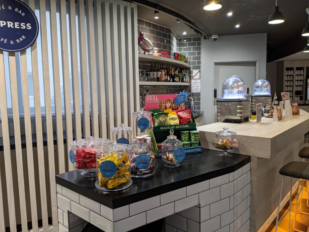 Holiday Inn Express Paris - Velizy By Ihg Kültér fotó