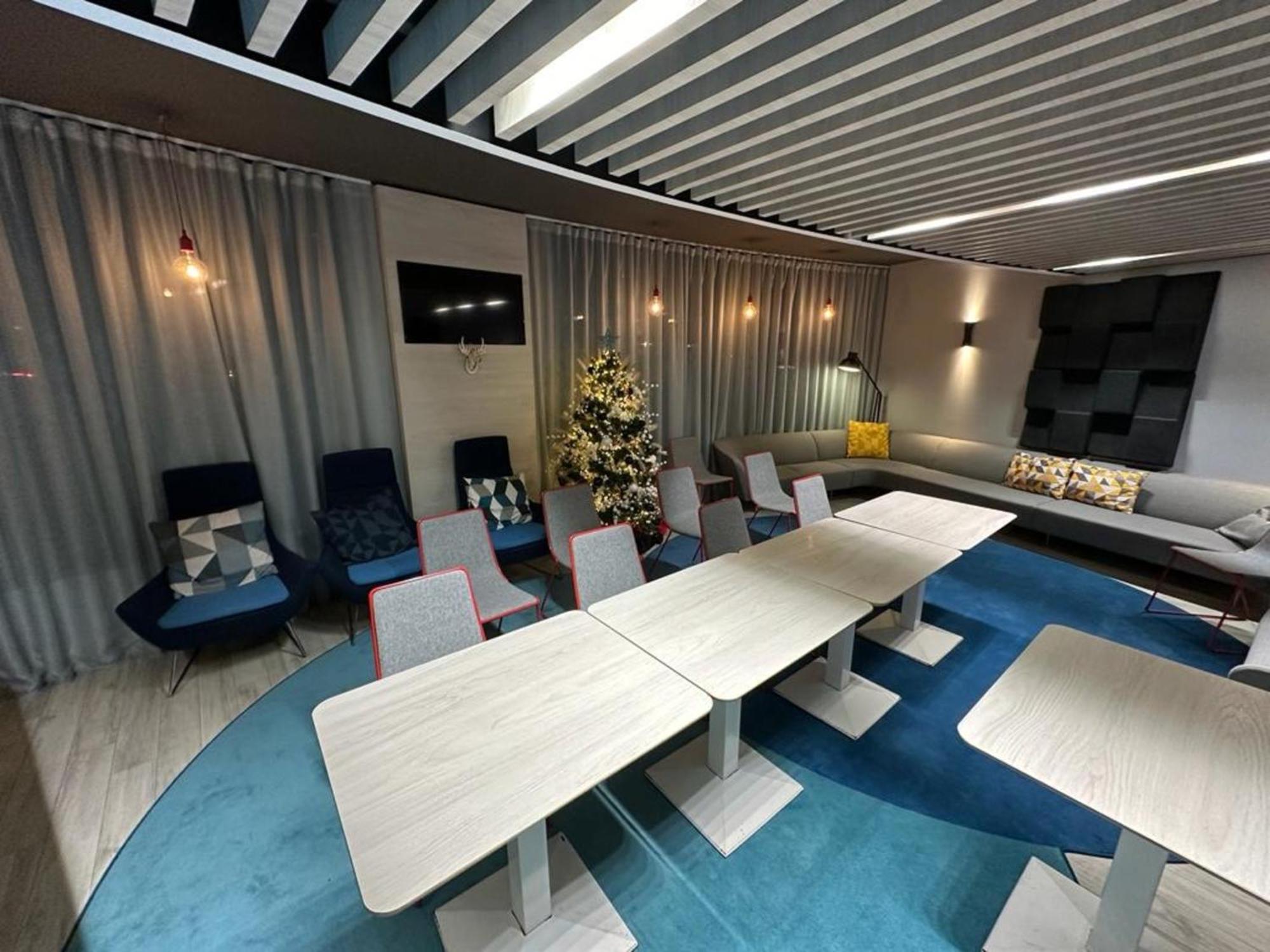 Holiday Inn Express Paris - Velizy By Ihg Kültér fotó