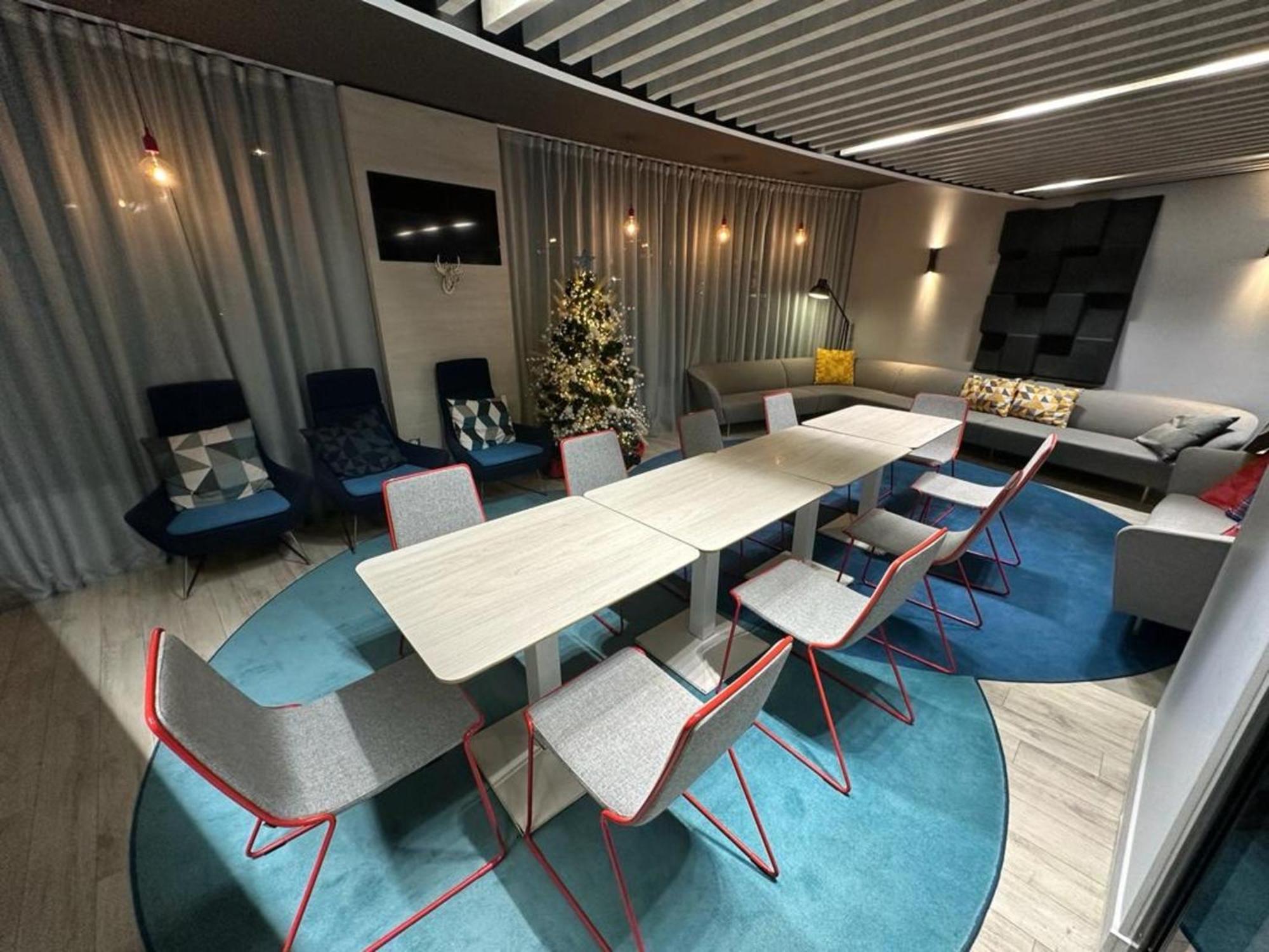 Holiday Inn Express Paris - Velizy By Ihg Kültér fotó